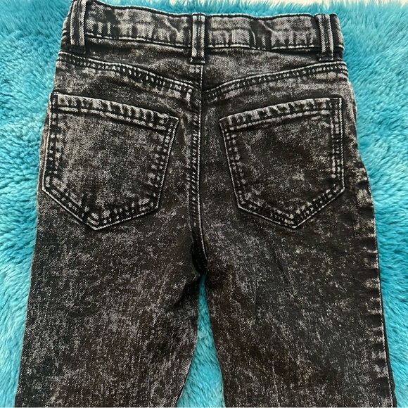 OshKosh B'gosh Black Denim Kids Jeans Size 5 Girls - Picture 9 of 13